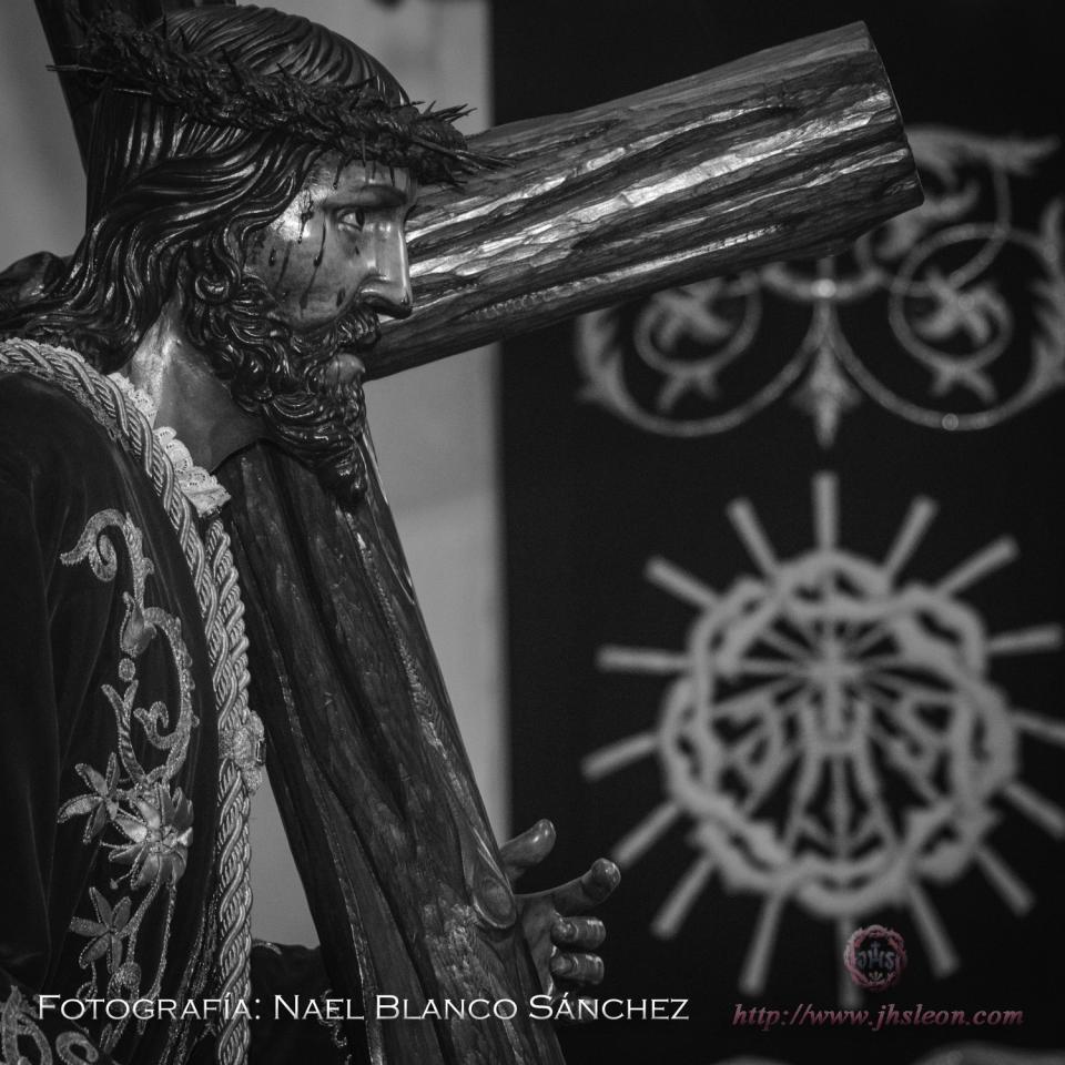 JHS - Devoto besapié 4